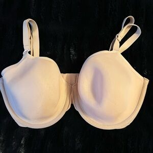 Victoria's Secret Cream Bra